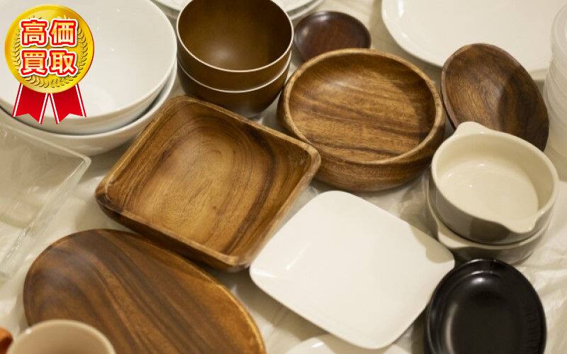 遺品整理時の色々な食器の買取り事例｜遺品整理オラフグループ